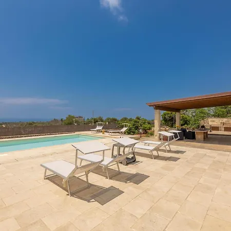 Trullo La Ficarigna Villa
