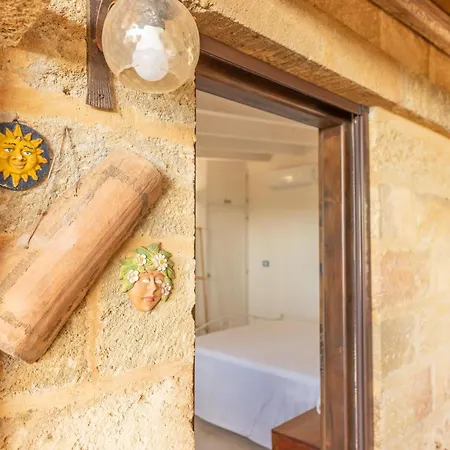 فيلة Trullo La Ficarigna