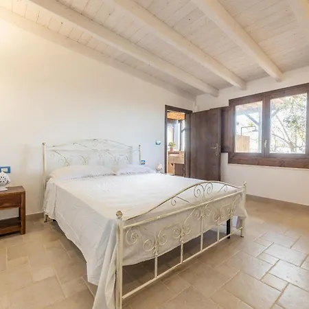 Trullo La Ficarigna فيلة